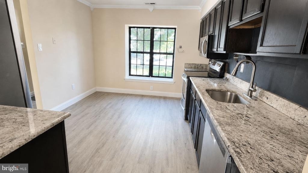 224 Crown Prince Drive - Photo 3