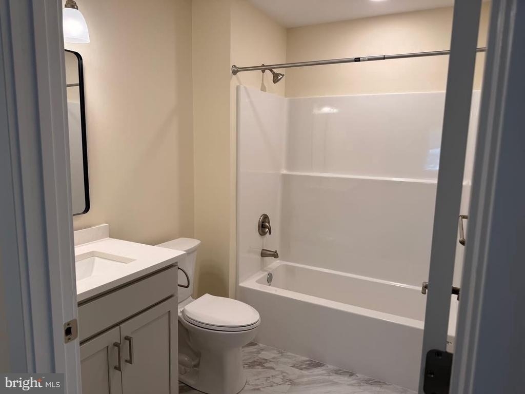 1010 Scarlet Hills Drive - Photo 4