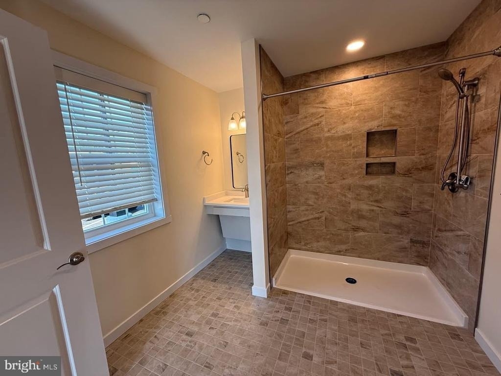 1010 Scarlet Hills Drive - Photo 1