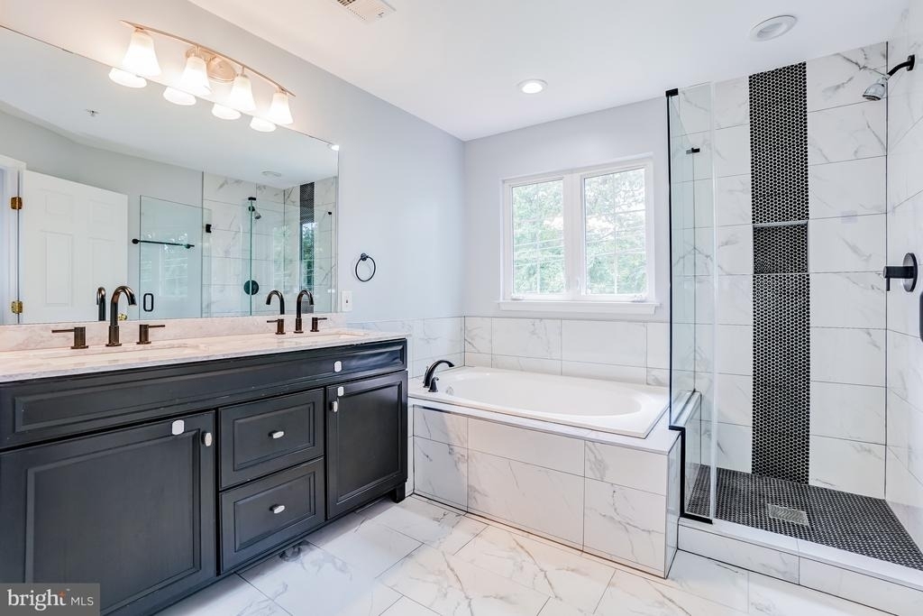 4302 Day Lily Drive - Photo 18