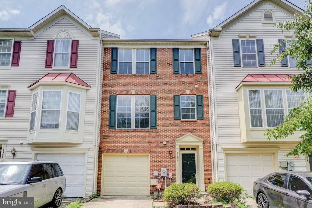 4302 Day Lily Drive - Photo 1