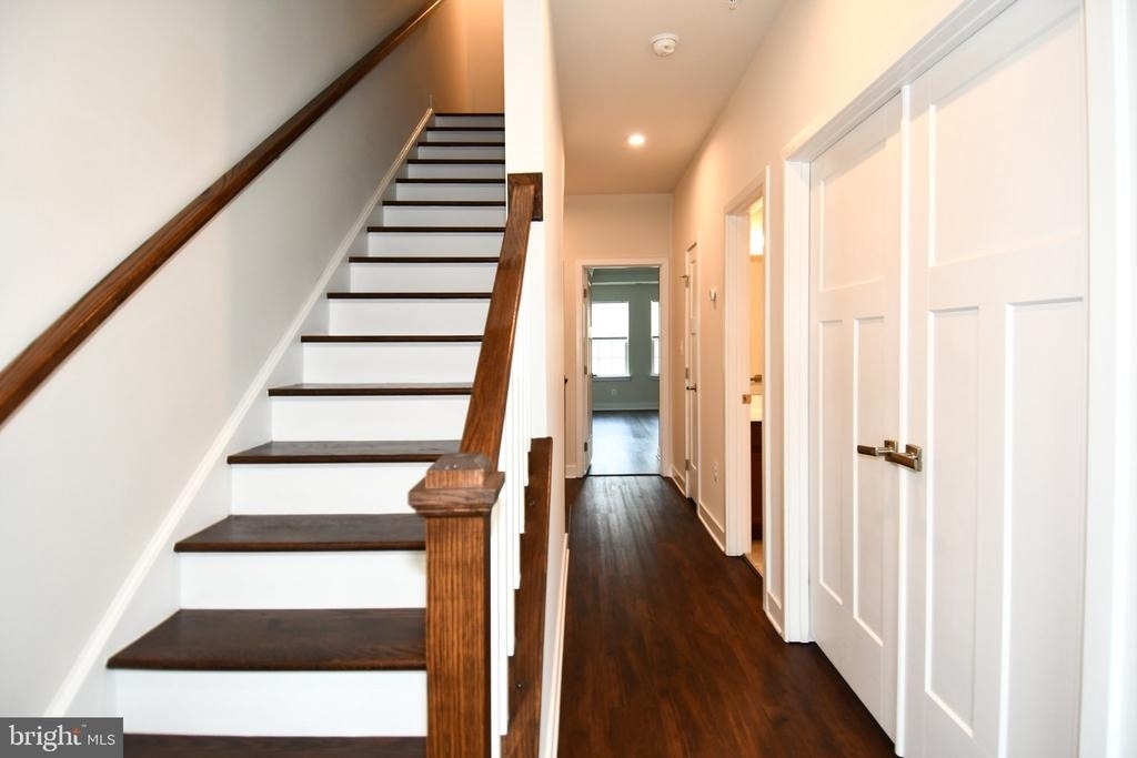 4917 Crest View Drive - Photo 25