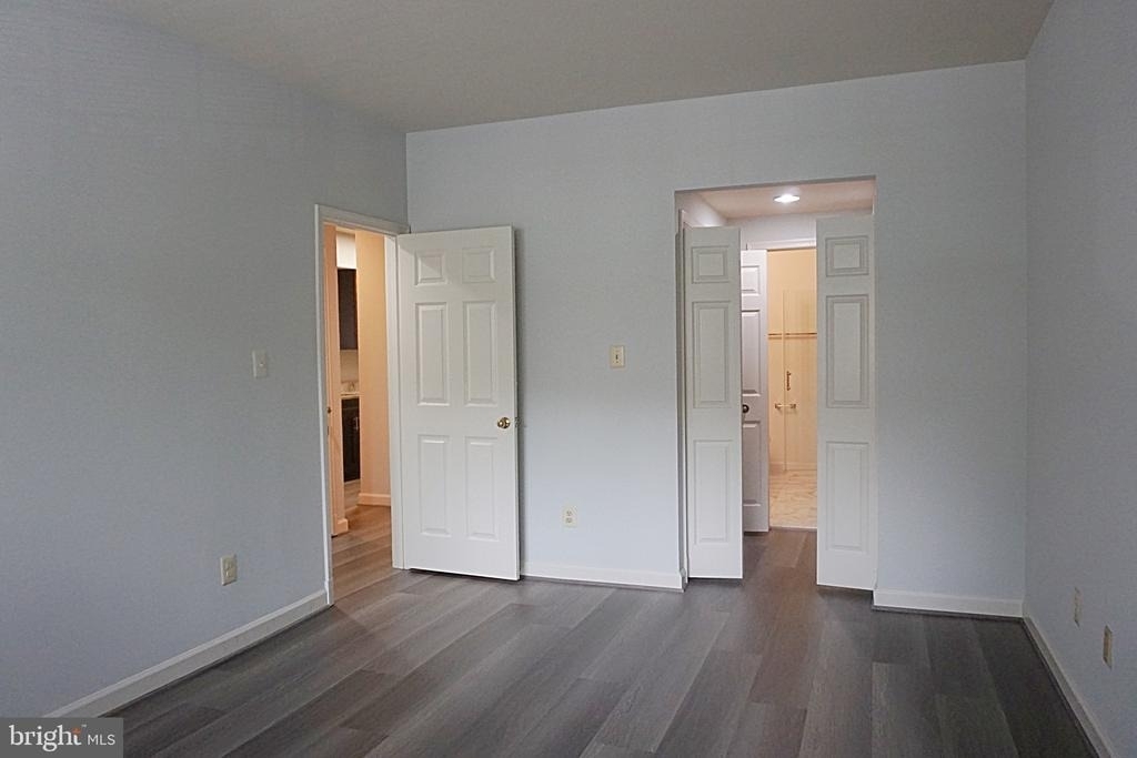 10824 Antigua Terrace - Photo 17