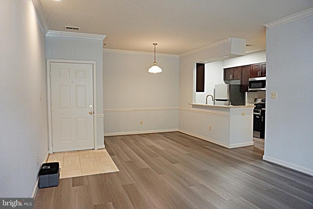 10824 Antigua Terrace - Photo 2