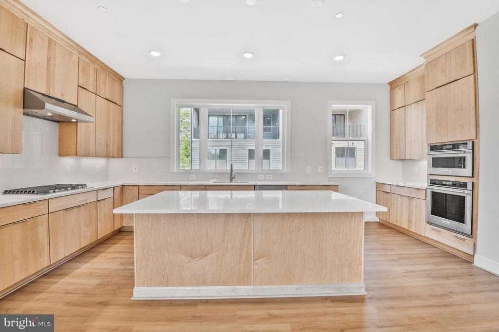 5933 Stonehenge Place - Photo 7