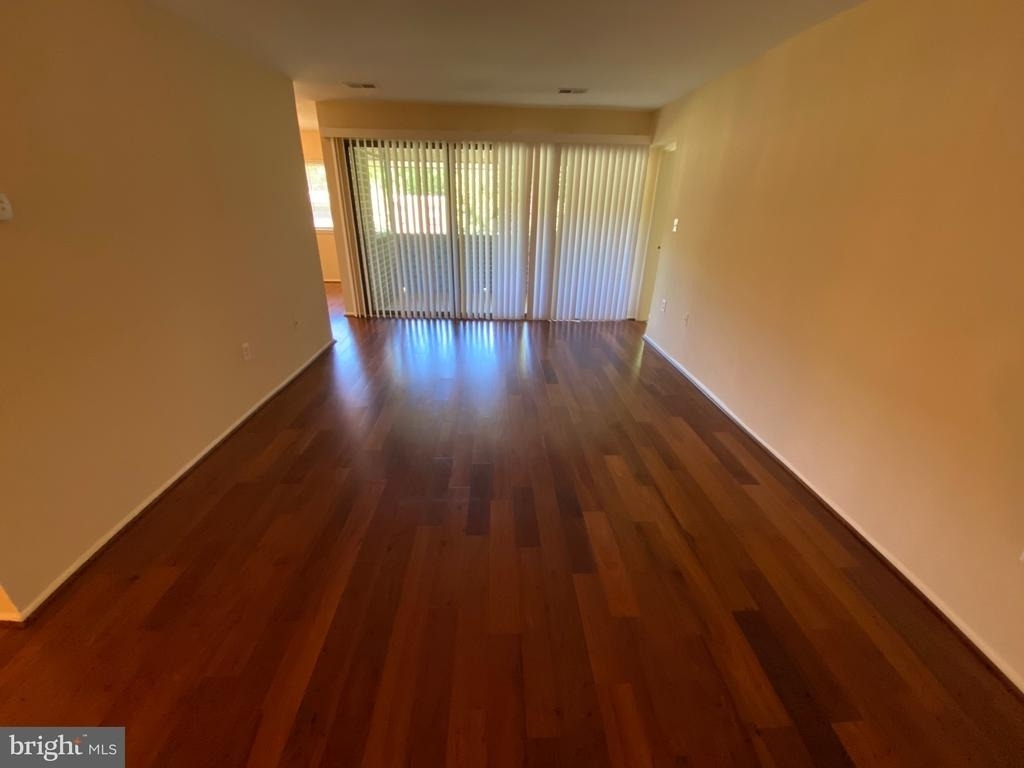 407 Christopher Avenue - Photo 4