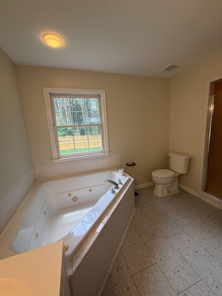 10216 Capitol View Avenue - Photo 4