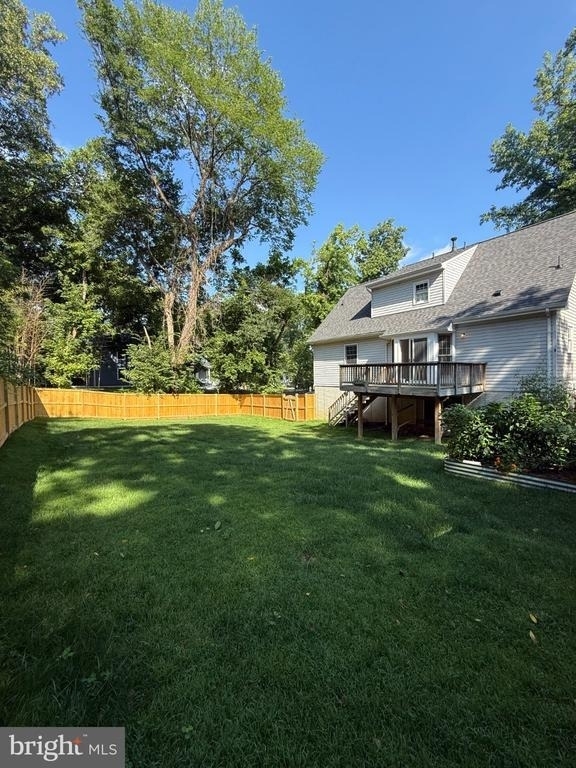 10216 Capitol View Avenue - Photo 10