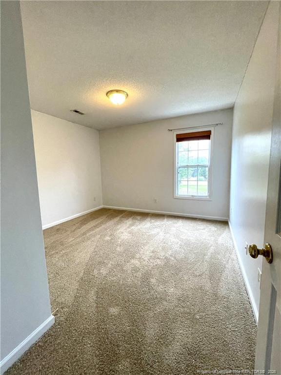 82 Essex Court - Photo 11