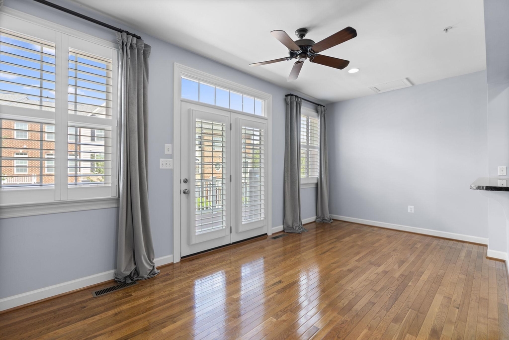 10512 Old Ellicott Circle - Photo 17