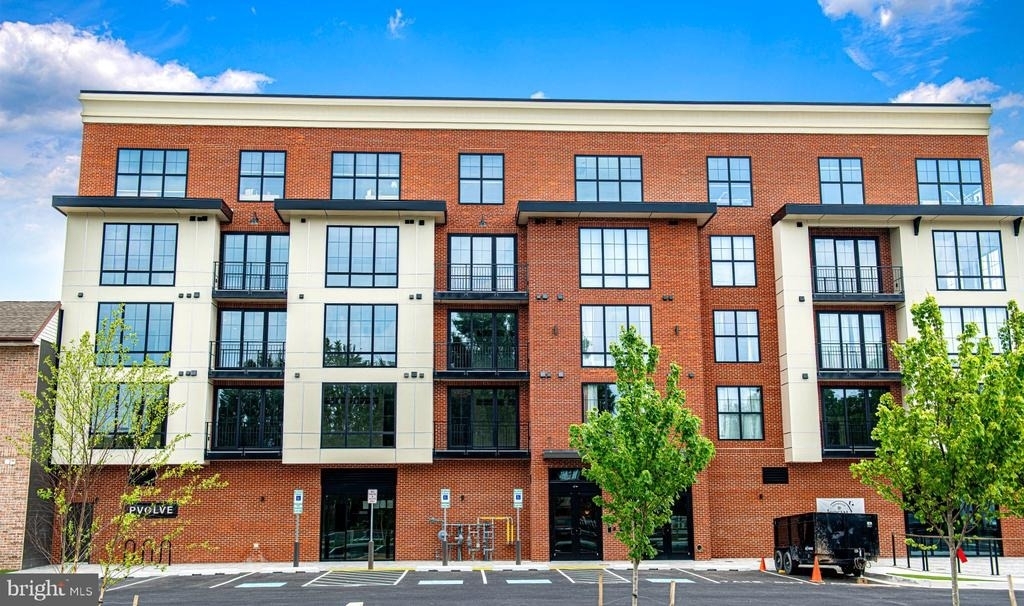128 N Bond Street - Photo 49