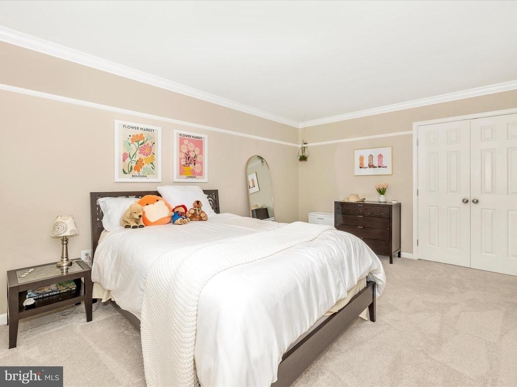 2422 Cobblestone Way - Photo 36
