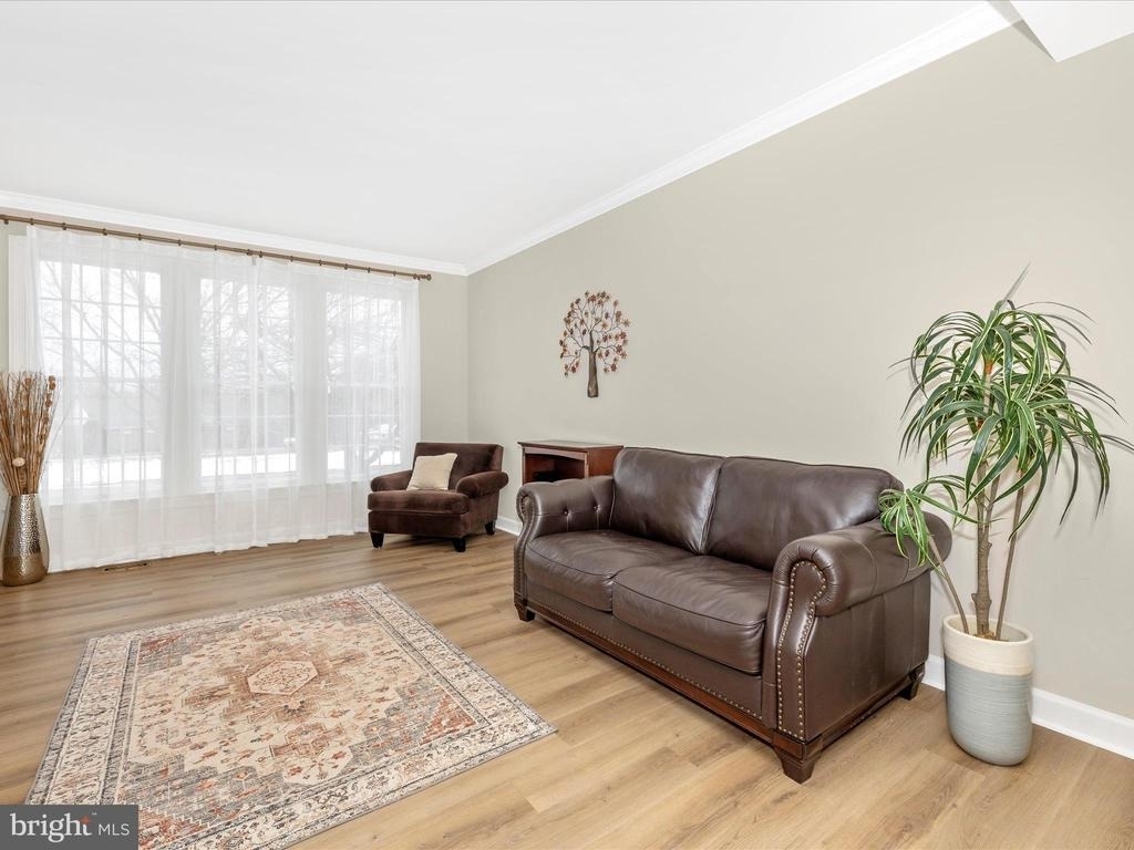 2422 Cobblestone Way - Photo 6