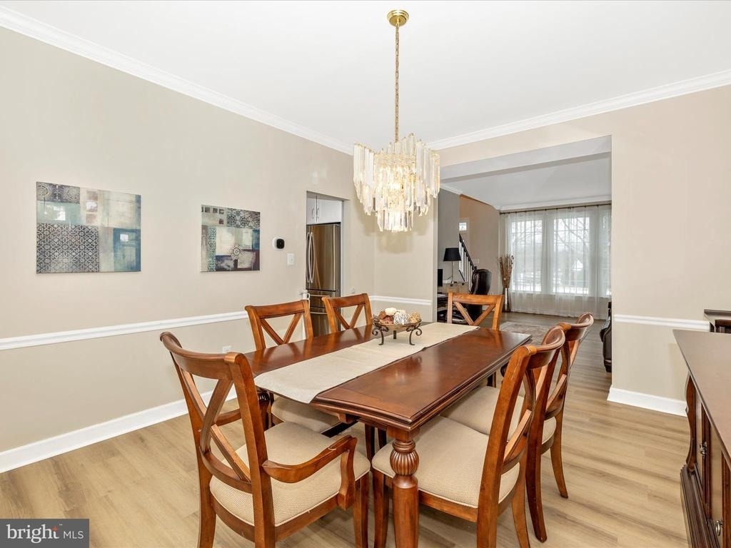 2422 Cobblestone Way - Photo 10