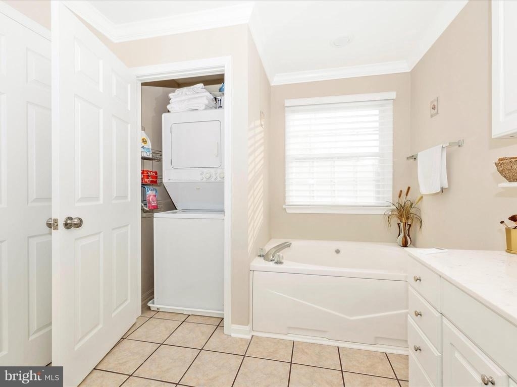2422 Cobblestone Way - Photo 31