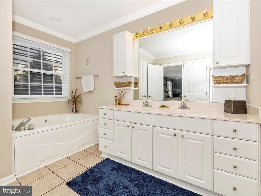 2422 Cobblestone Way - Photo 30