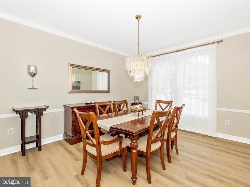 2422 Cobblestone Way - Photo 9