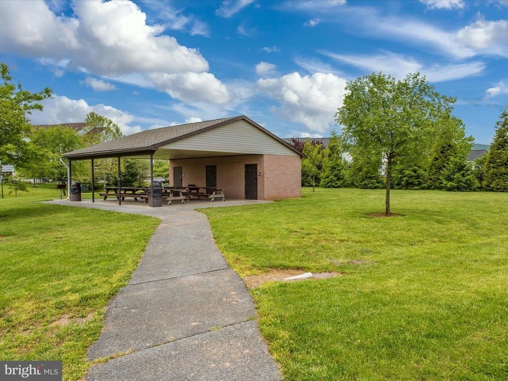 2422 Cobblestone Way - Photo 48