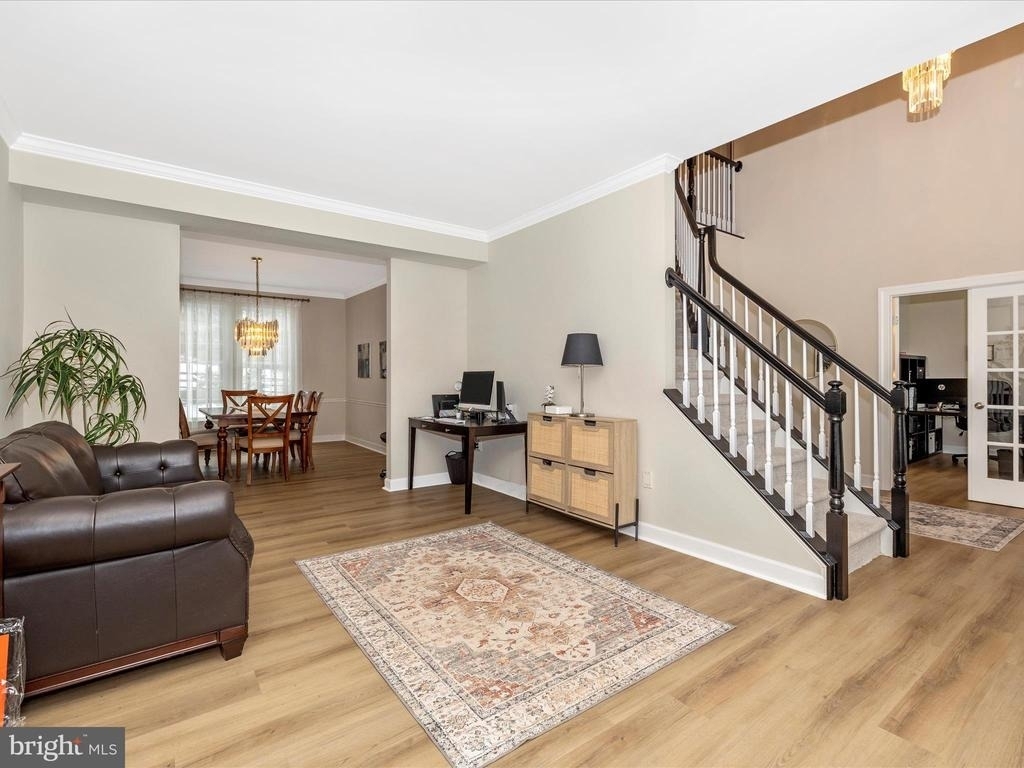 2422 Cobblestone Way - Photo 7