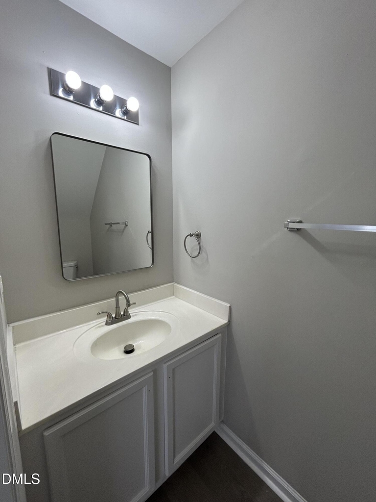 644 Coleman Street - Photo 3