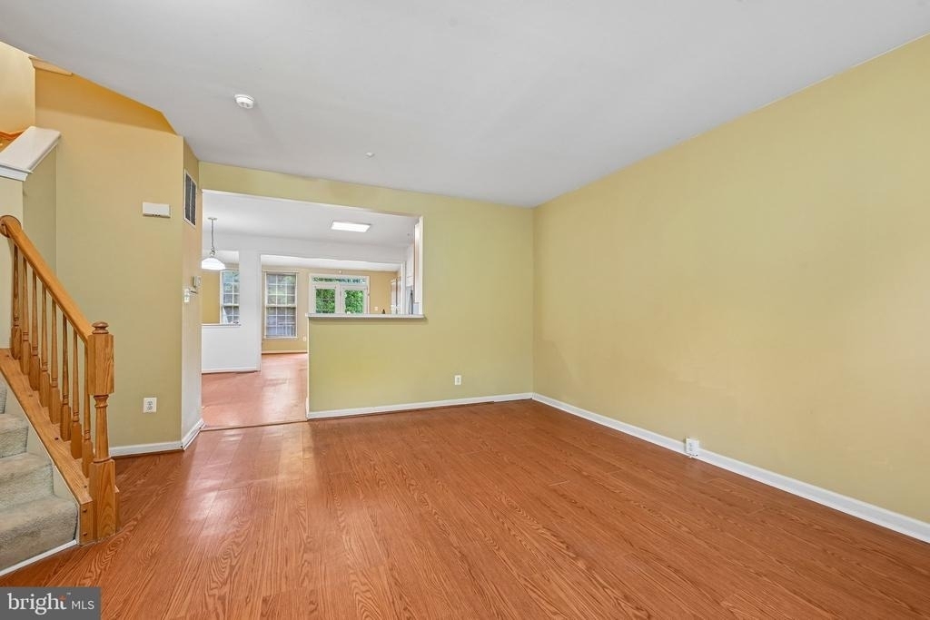 1724 Emory Street - Photo 5