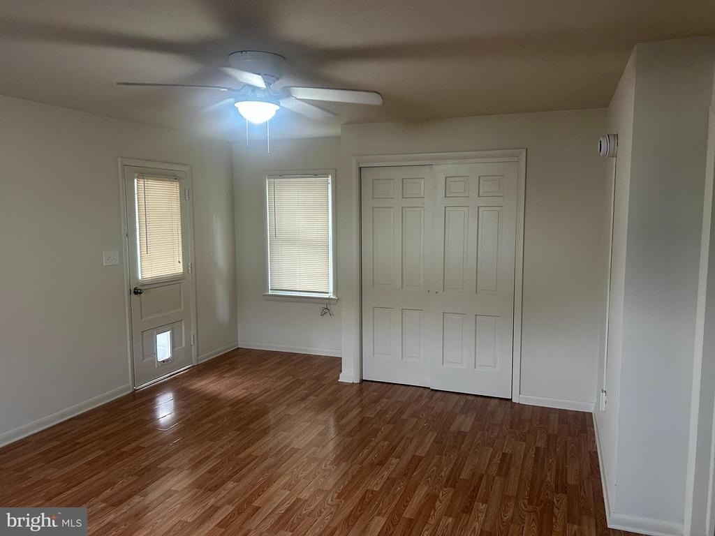 276 E Main Street - Photo 23
