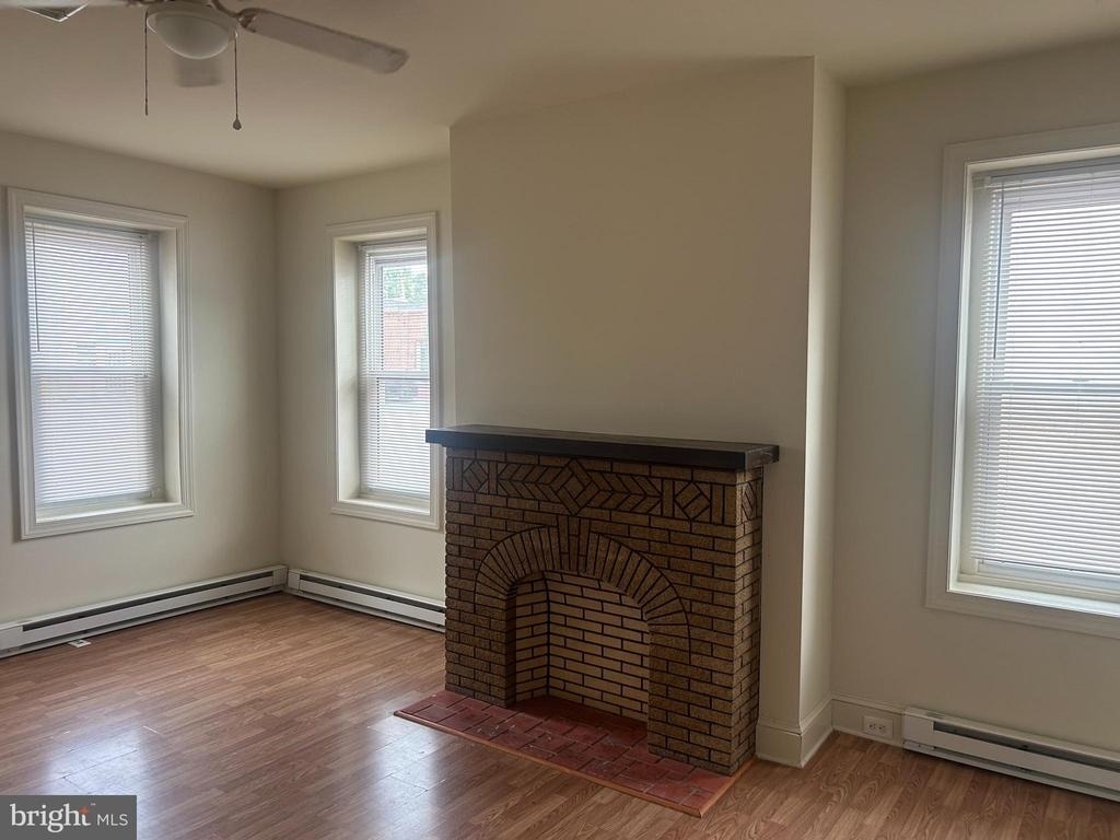 276 E Main Street - Photo 5
