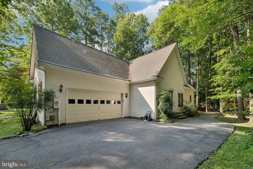 14715 Jennifer Court - Photo 2