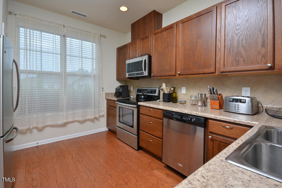 100 Stratford Lakes Drive - Photo 1