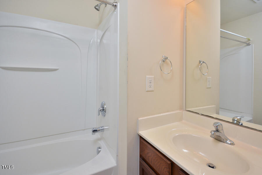 100 Stratford Lakes Drive - Photo 13