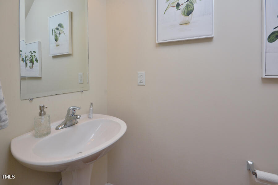 100 Stratford Lakes Drive - Photo 7