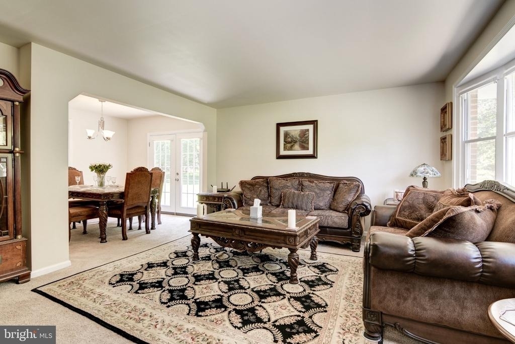 6275 Fenwick Road - Photo 3