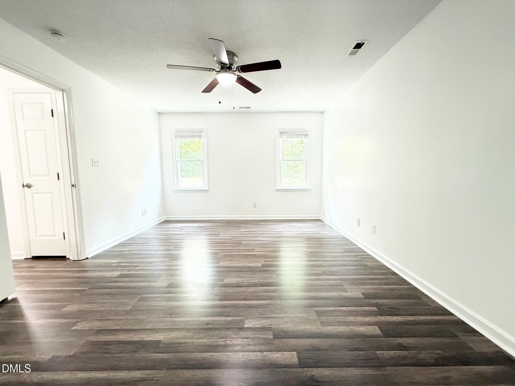 401 Holly Berry Lane - Photo 14