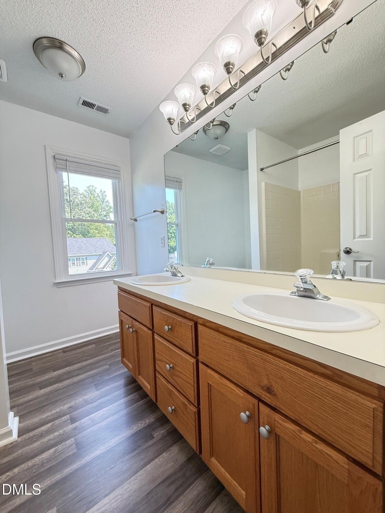 401 Holly Berry Lane - Photo 15