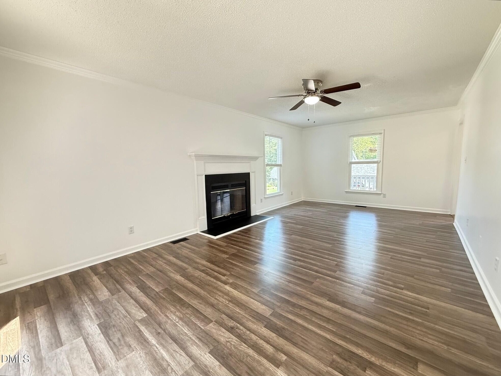 401 Holly Berry Lane - Photo 2