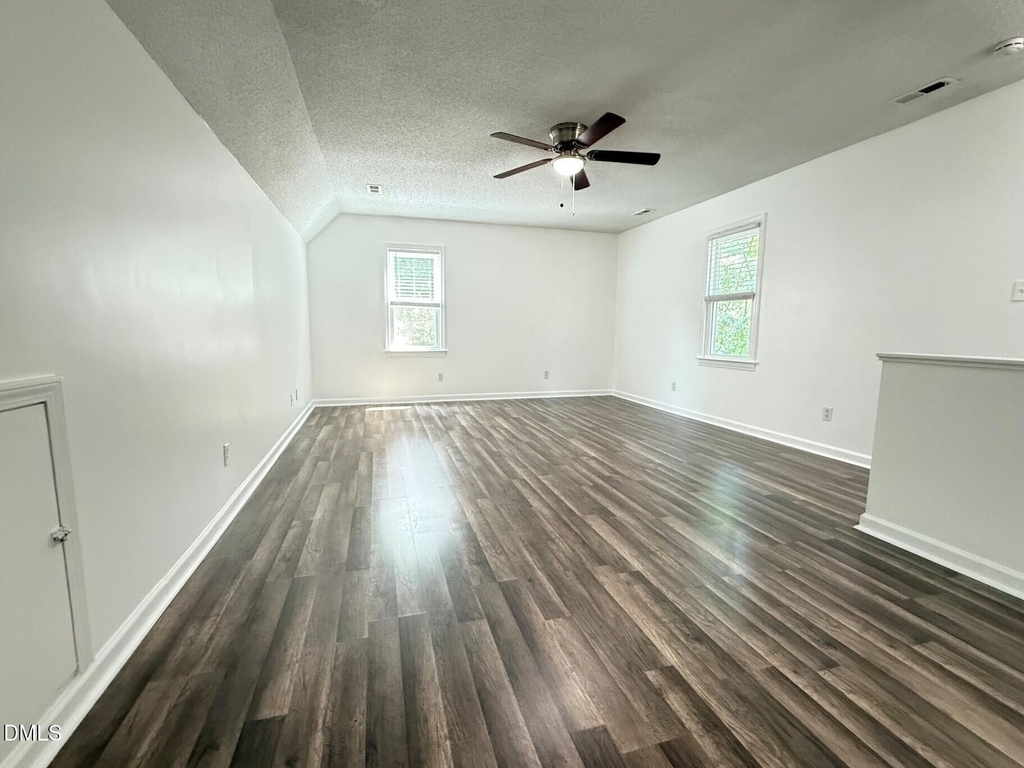 401 Holly Berry Lane - Photo 28
