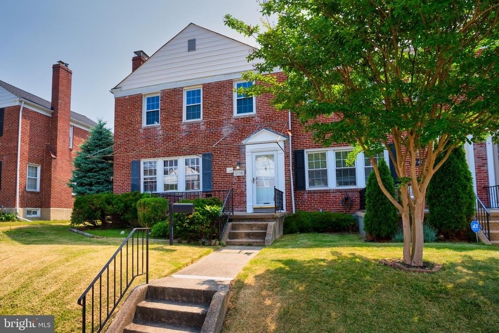 1738 Glen Ridge Road - Photo 2