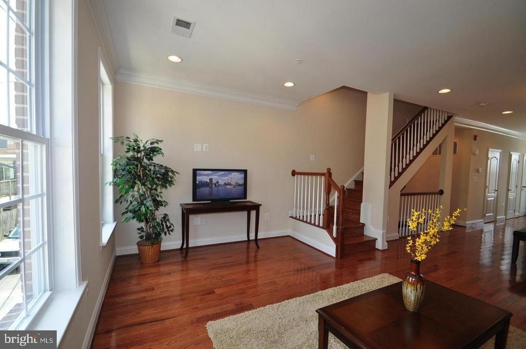 1448 Sumwalt Court - Photo 4