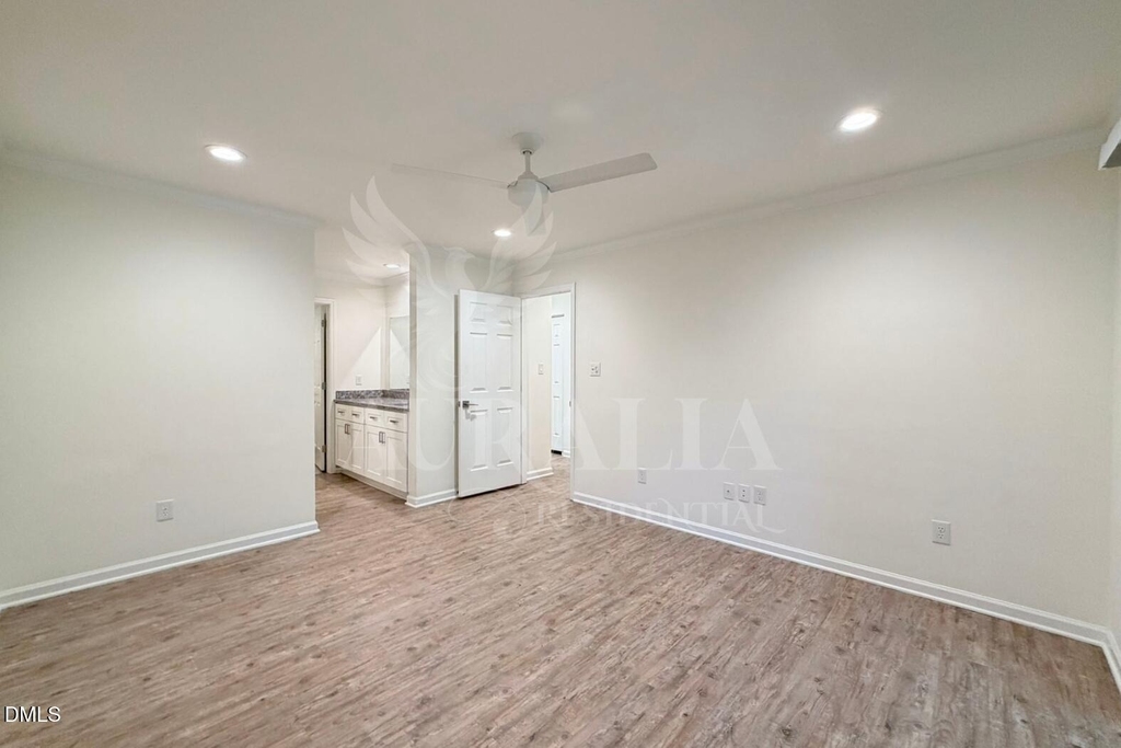 413 New Kent Place - Photo 25