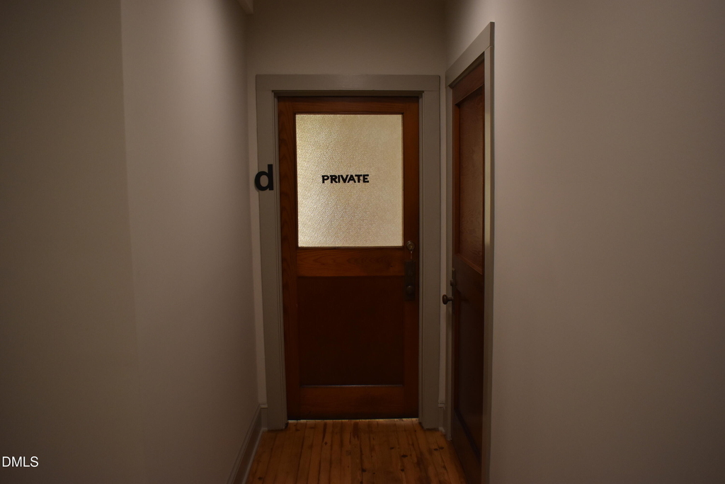 128 S Chatham Avenue - Photo 4