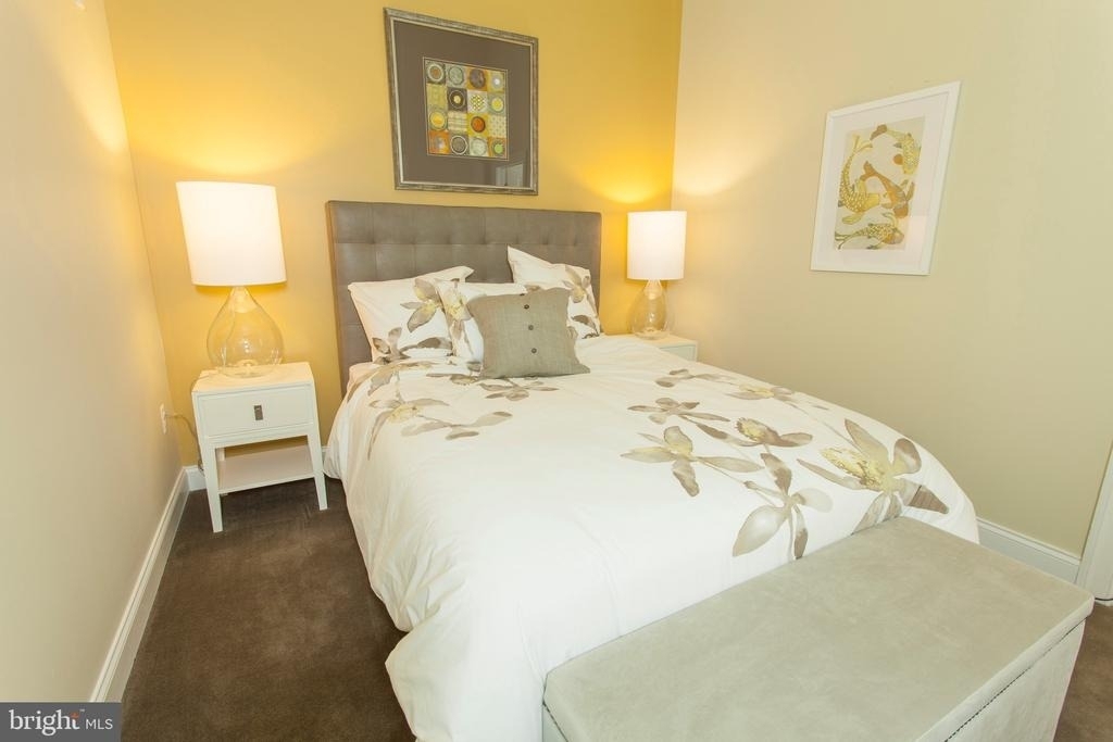 521 Saint Paul Street - Photo 25