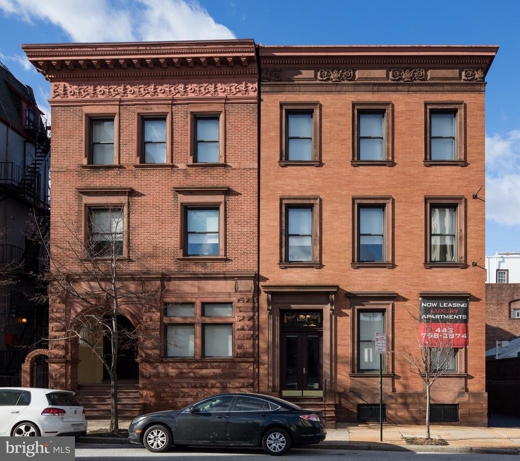 1304 Saint Paul Street - Photo 2