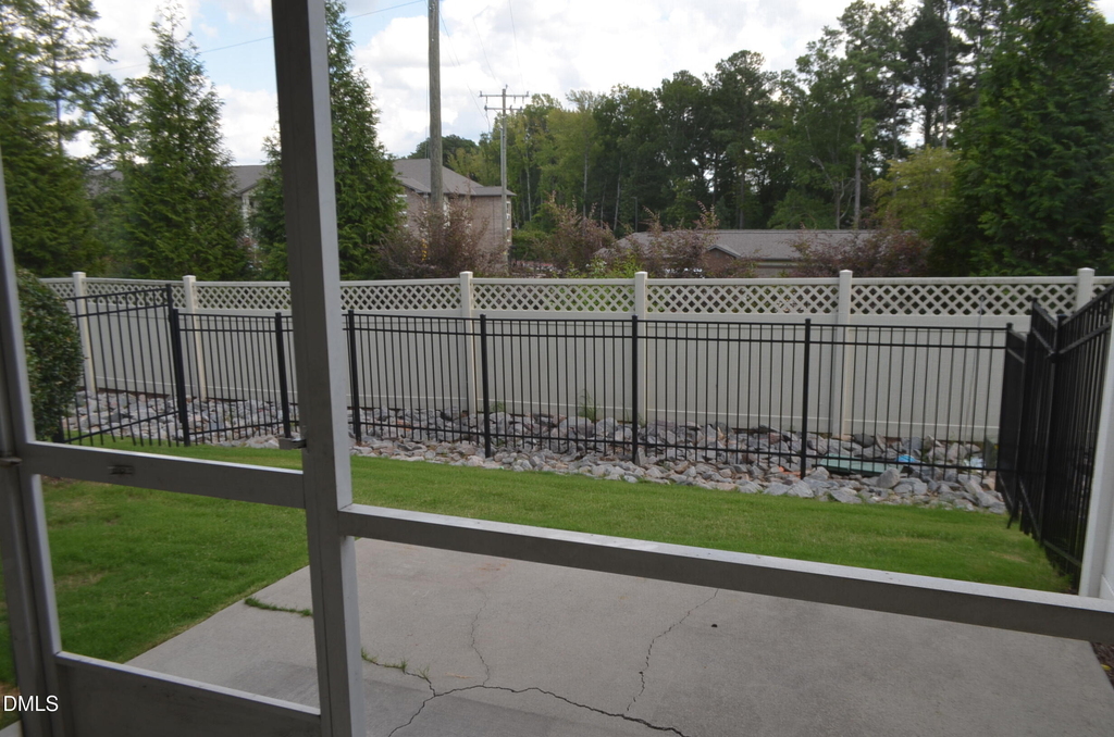 1034 Craigmeade Drive - Photo 6
