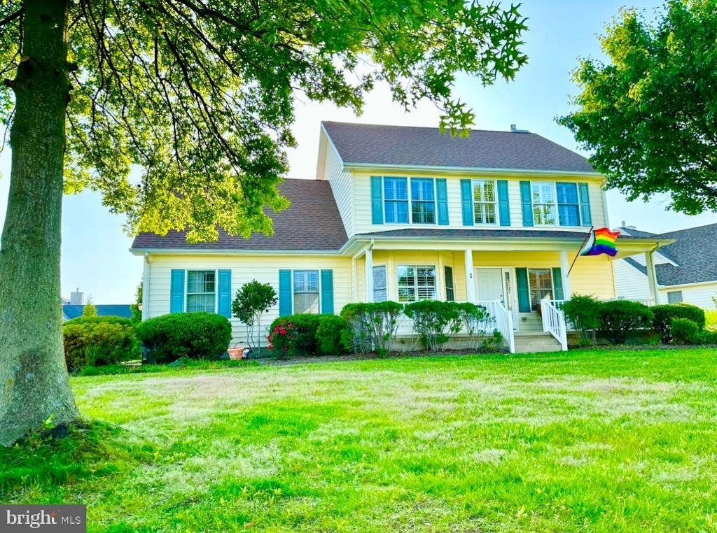 1 Ennis Lane - Photo 0