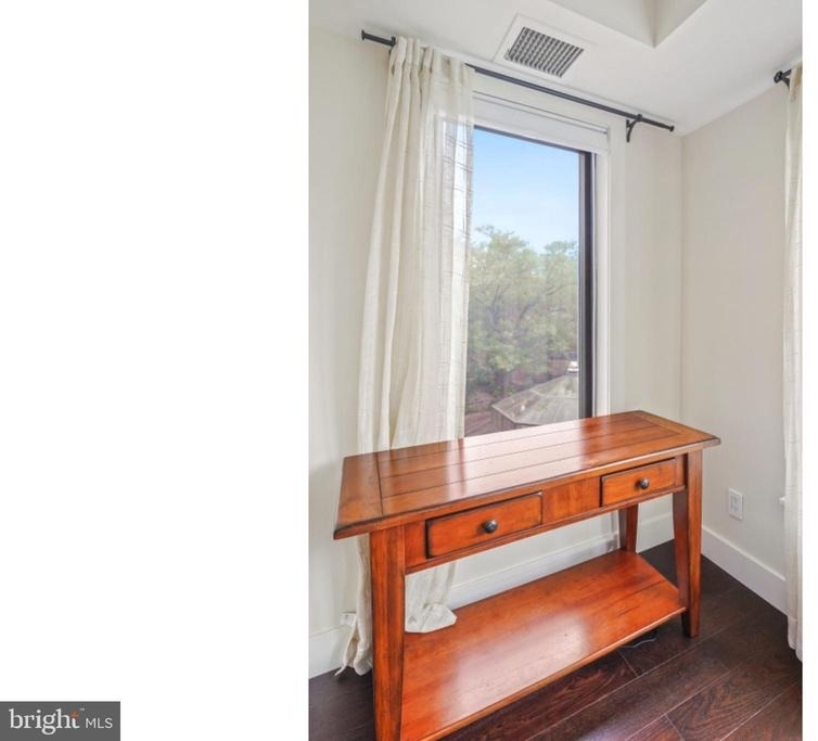 1080 Wisconsin Avenue Nw - Photo 18