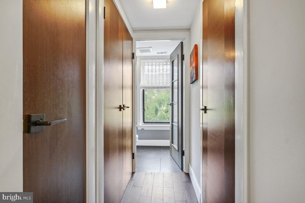 1080 Wisconsin Avenue Nw - Photo 9