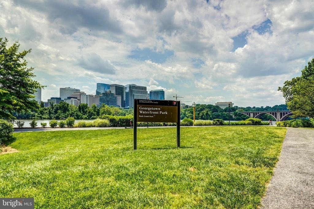 1080 Wisconsin Avenue Nw - Photo 32