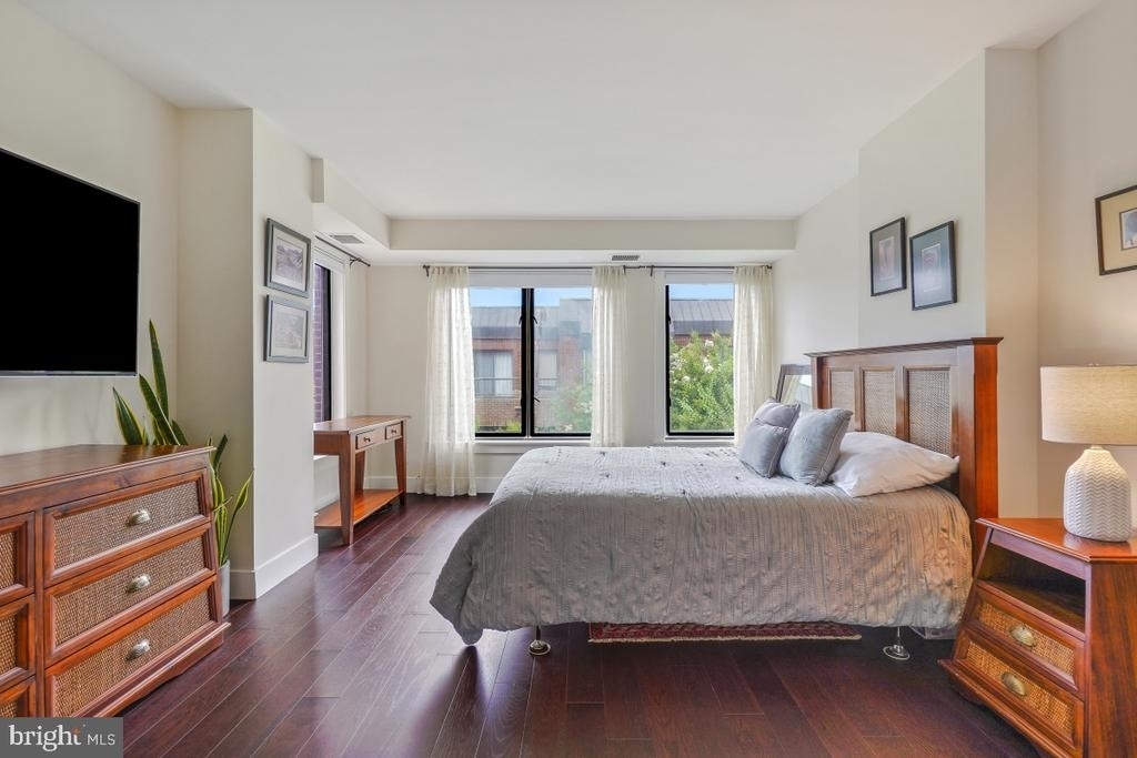 1080 Wisconsin Avenue Nw - Photo 15