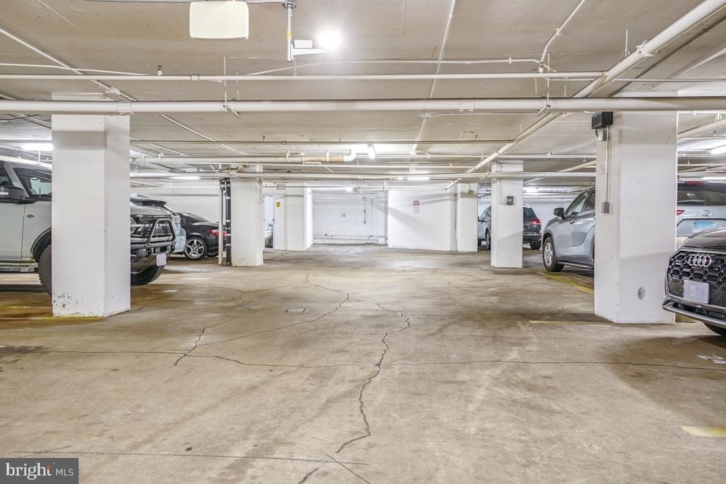 1080 Wisconsin Avenue Nw - Photo 31