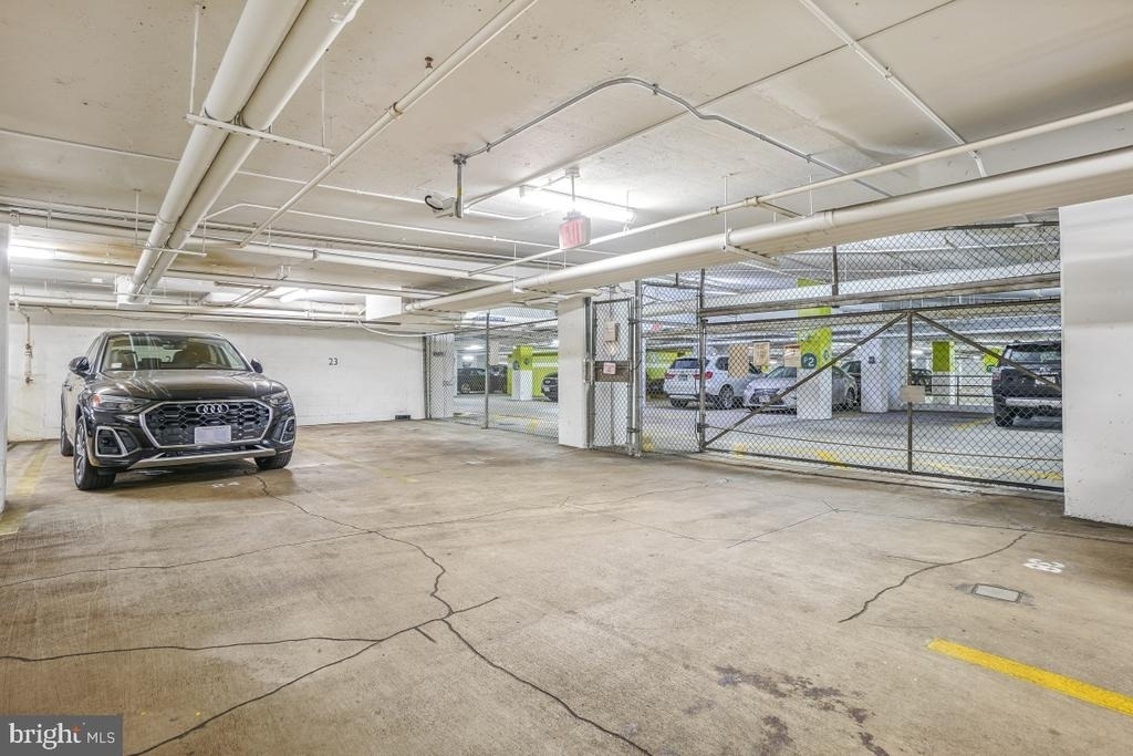 1080 Wisconsin Avenue Nw - Photo 30